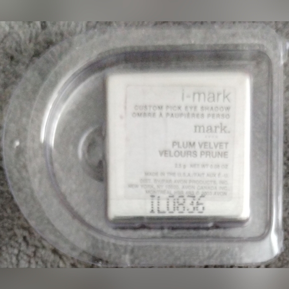 i-mark custom pick Eyeshadow by Avon - Picture 4 of 5